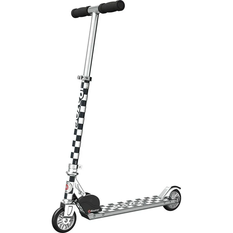 Patinete Scooter Razor Model A Blanco Negro - Electrónica