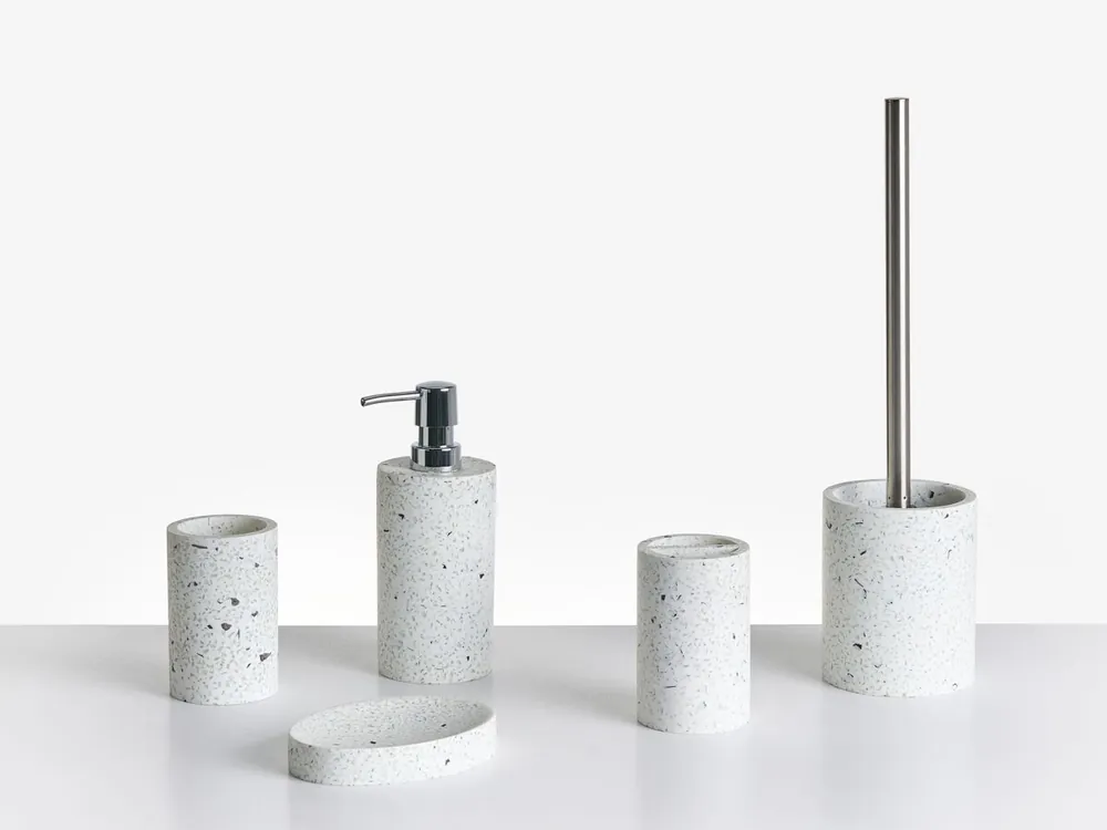 Conjunto de 5 accesorios de baño PERENE Terrazo